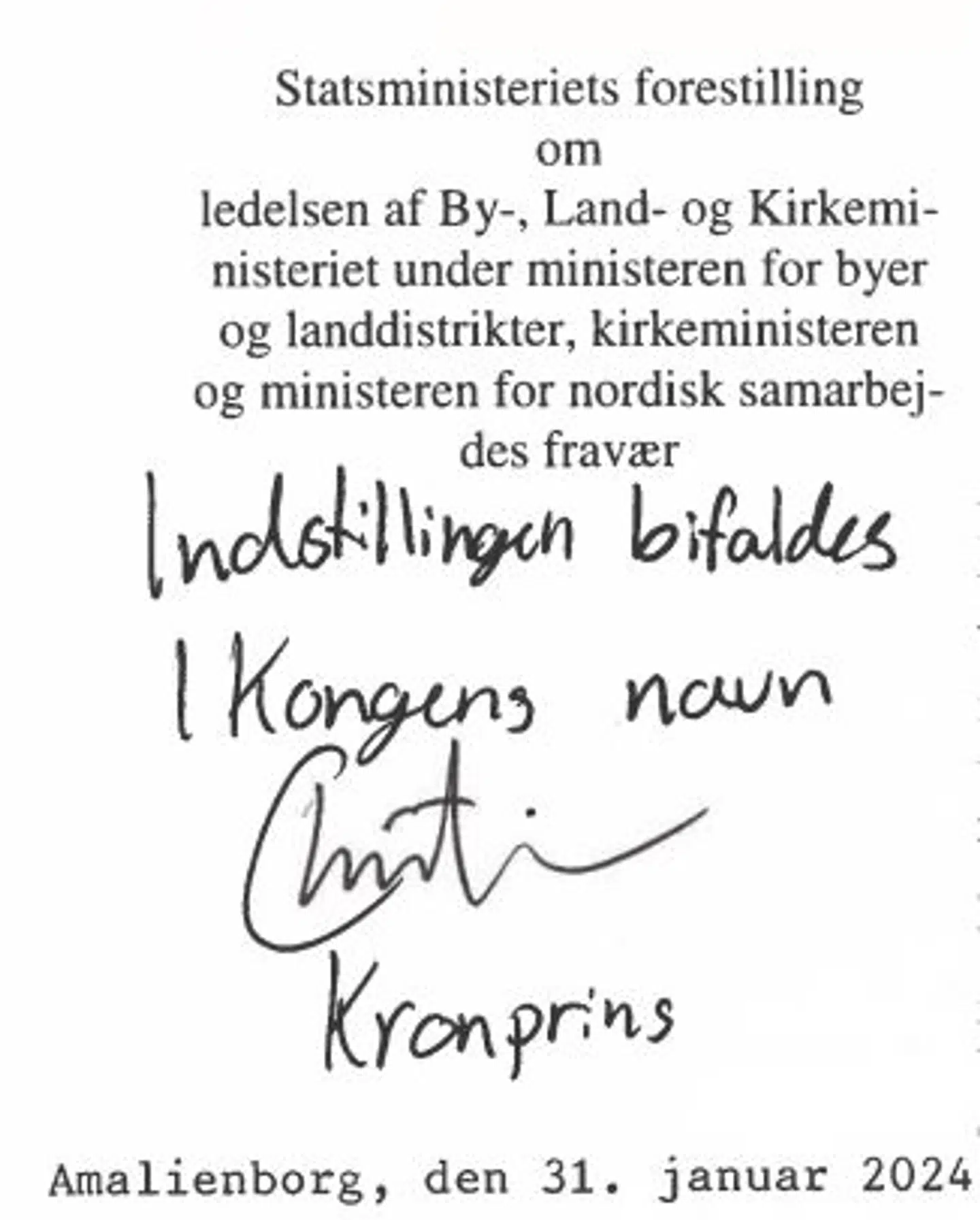 Her ses Kronprins Christians første officielle underskrift som regent. Foto: Statsministeriet / B.T.