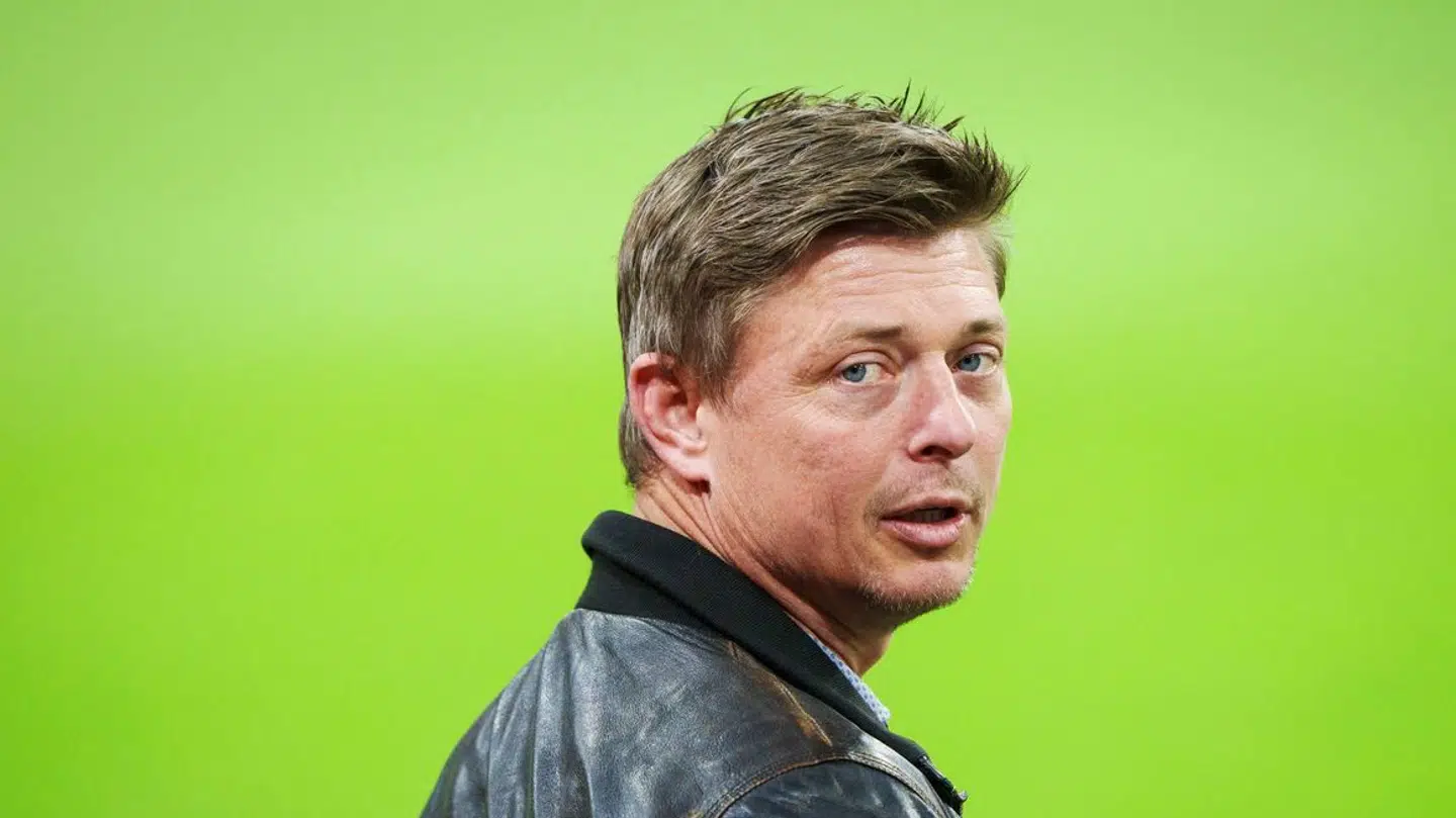 Jon Dahl Tomasson kommer ifølge B.T.s sportskommentator, Lasse Vøge, på lidt af en opgave, når han skal stå i spidsen for det svenske landshold.