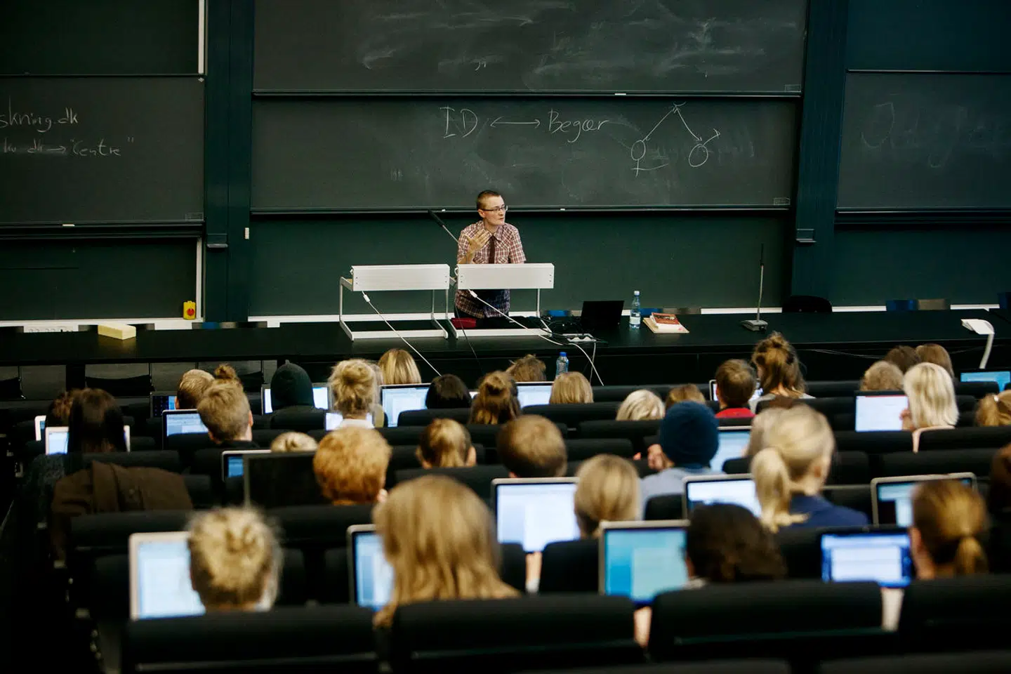 Ny undersøgelse afslører, hvilke uddannelser, der fører til den højeste indkomst senere i livet.