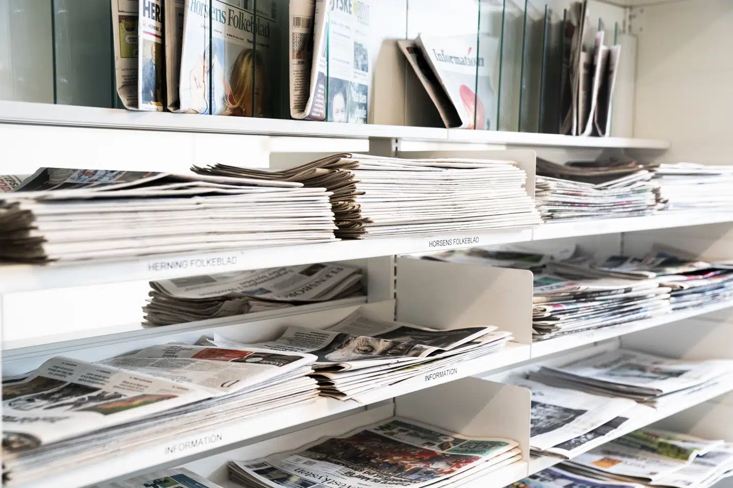 Udviklingen i mediemarkedet over tid har betydet, at flere har fået en løs tilknytning og dermed ikke har deres daglige gang på redaktionen eller en daglig gang med en redaktør, påpeger professoren. (Arkivfoto).