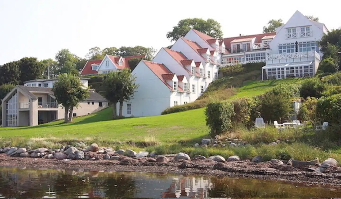 Det mere end 100 år gamle Badehotel Søfryd åbnede som et lille sommerpensionat.
