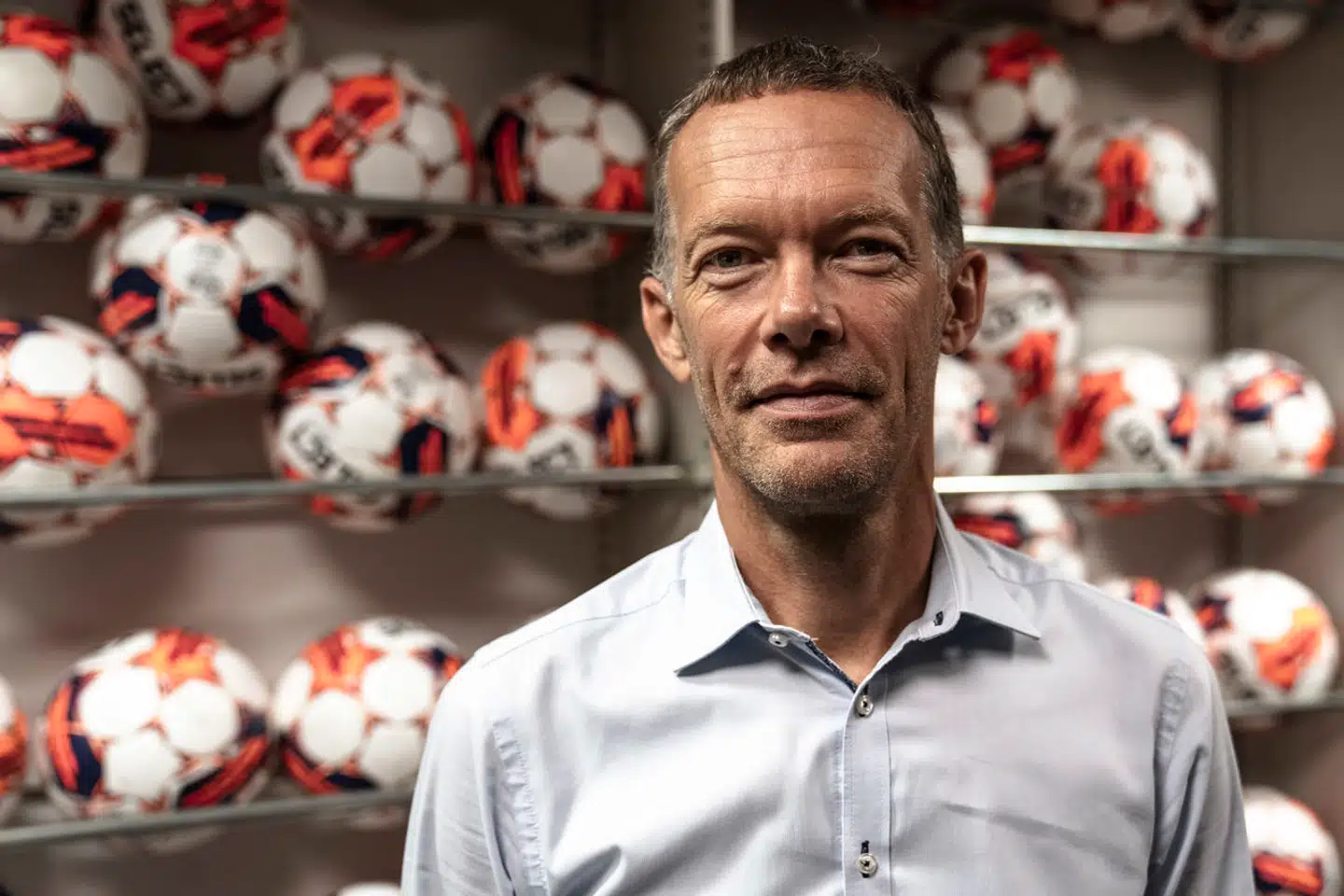 Tiden er kommet til, at også fodbolden anerkender, at køn for nogen er mere flydende end det, som sportens traditionelle opdelinger reflekterer, mener Erik Brøgger Rasmussen, administrerende direktør for DBU.