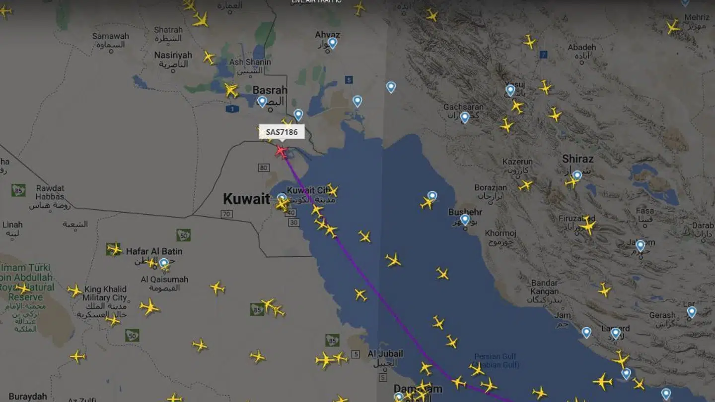 Lige nu befinder kong Harald sig over Kuwait på sin rejse hjem til Norge. Foto: Flightradar.