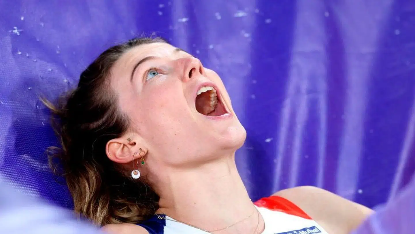 Margot Chevrier brækkede anklen og skreg sin smerte ud.