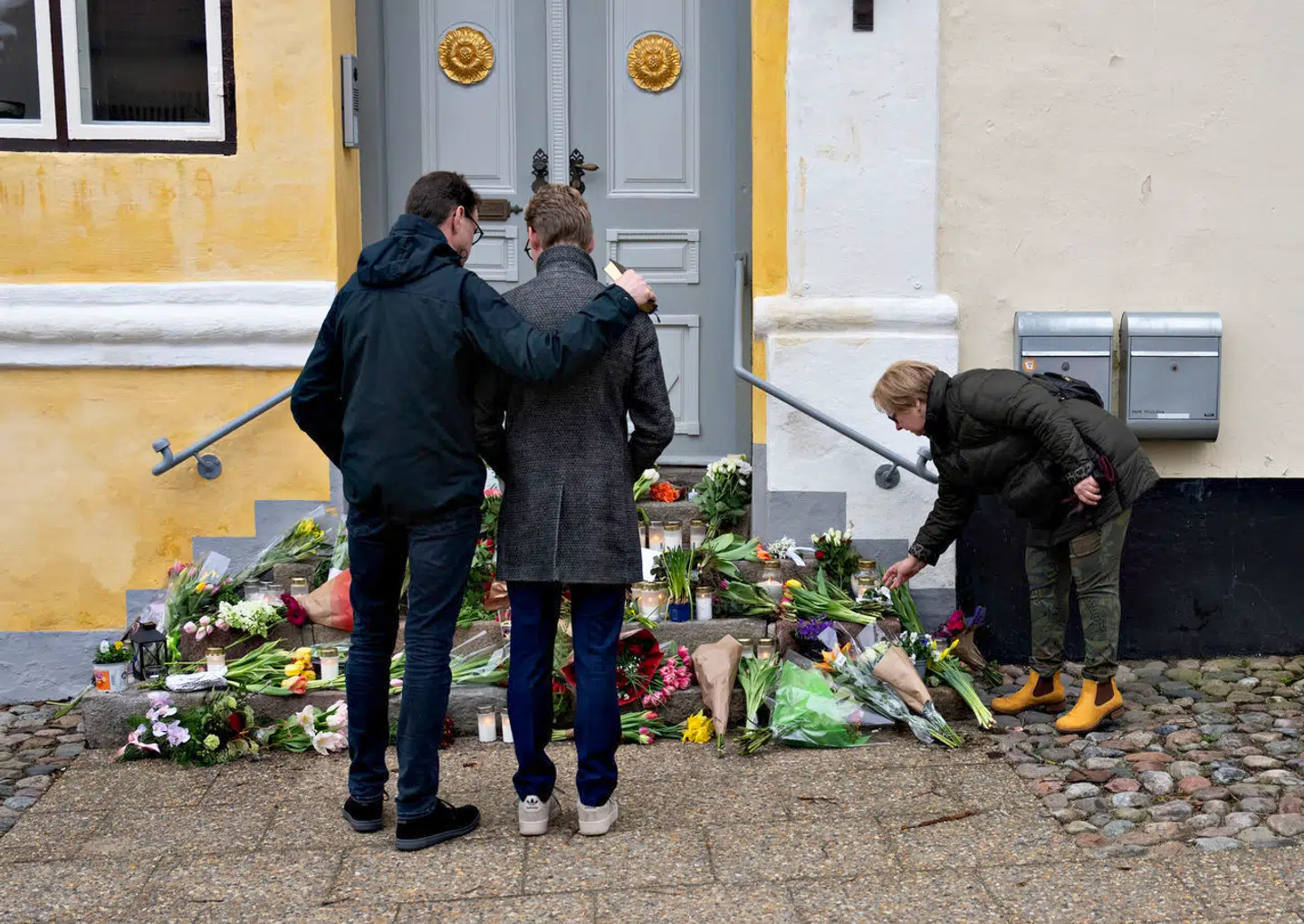 Opmærksomhed omkring Søren Papes bopæl i Viborg søndag den 3. marts 2024. Lørdag aften meddelte De Konservative, at partileder Søren Pape Poulsen er afgået ved døden.