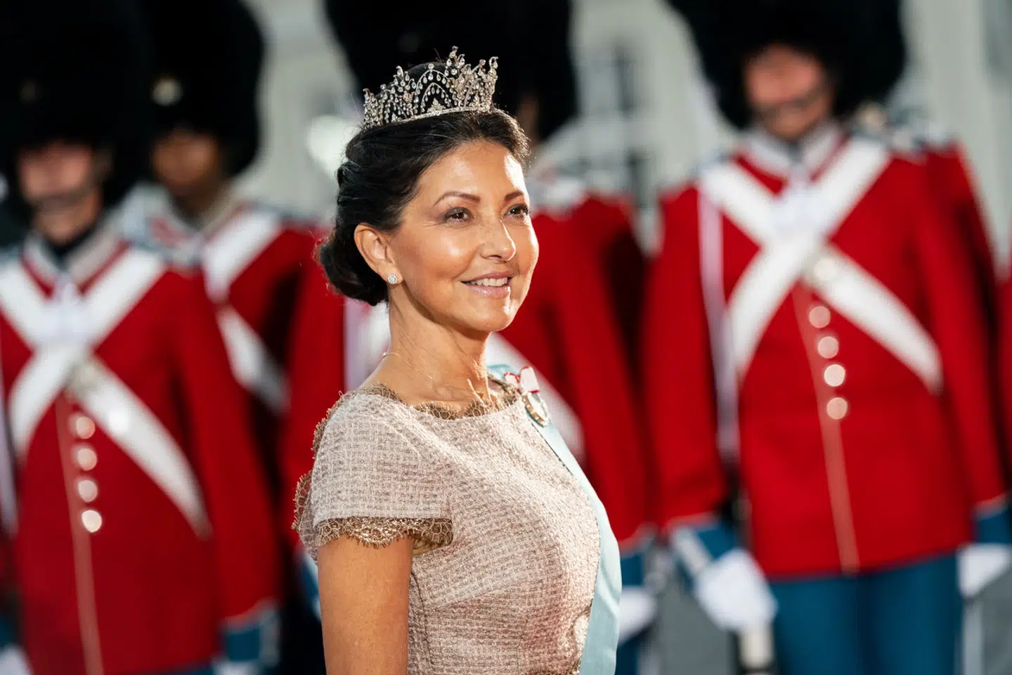 Grevinde Alexandra har grev Nicolai og grev Felix med prins Joachim, men modtager ikke længere apanage.