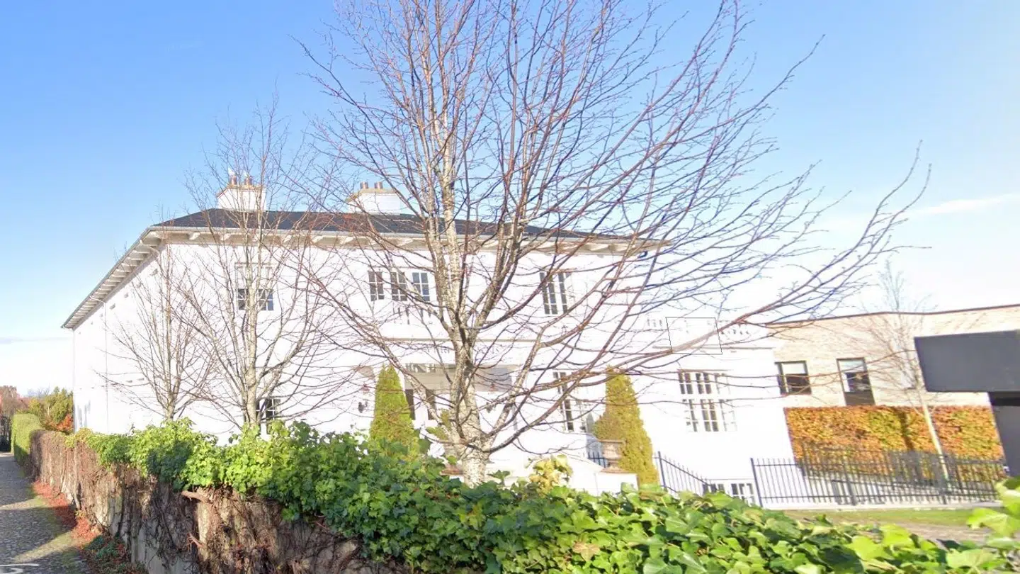 Aalborgs dyreste hus til salg lige nu er dette kontordomicil i bydelen Hasseris.