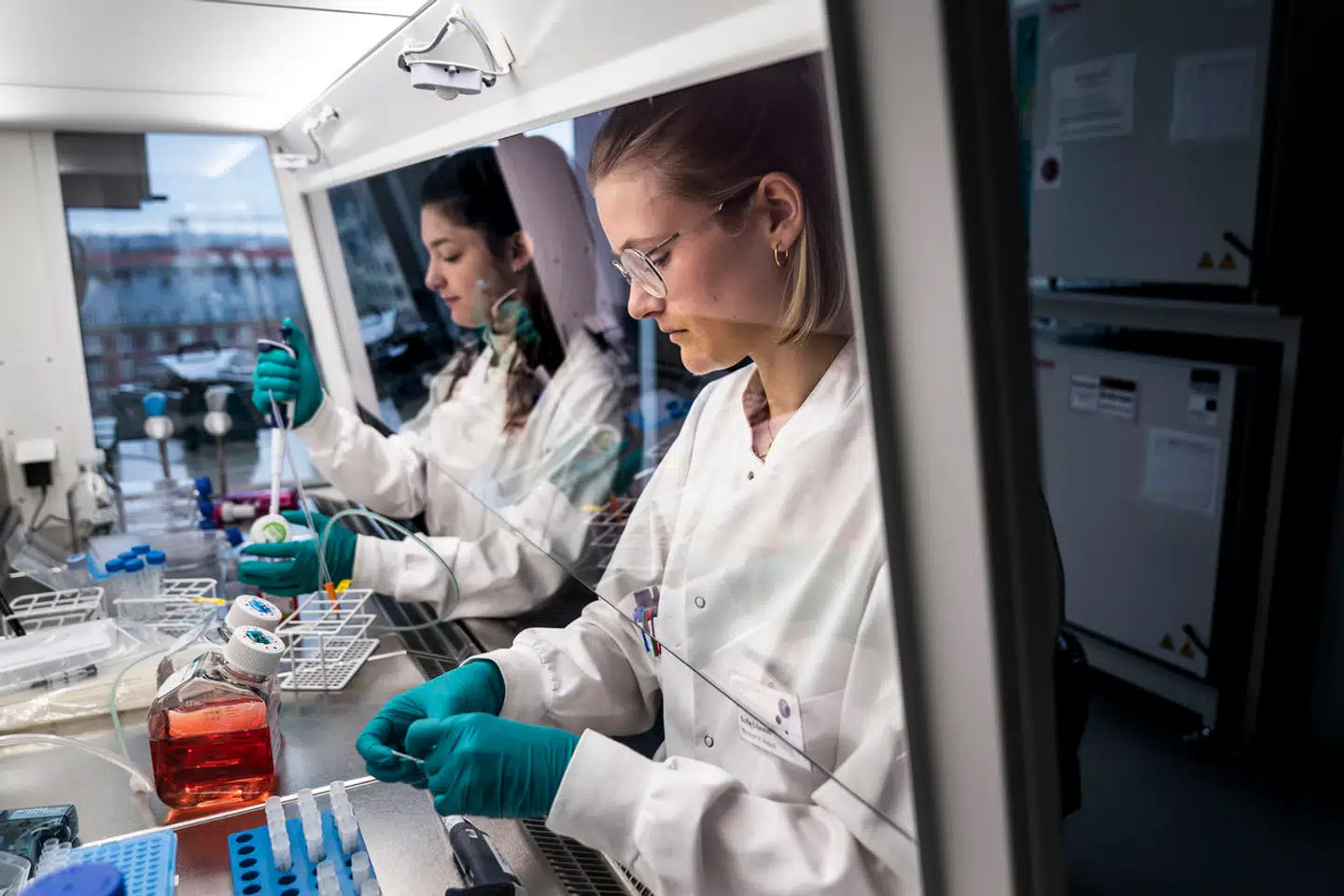 I marts i år donerede Novo Nordisk Fonden en milliard kroner til forskning i mere målrettet behandling af diabetes og overvægt. Pengene gik til Center for Basic Metabolic Research ved Københavns Universitet.