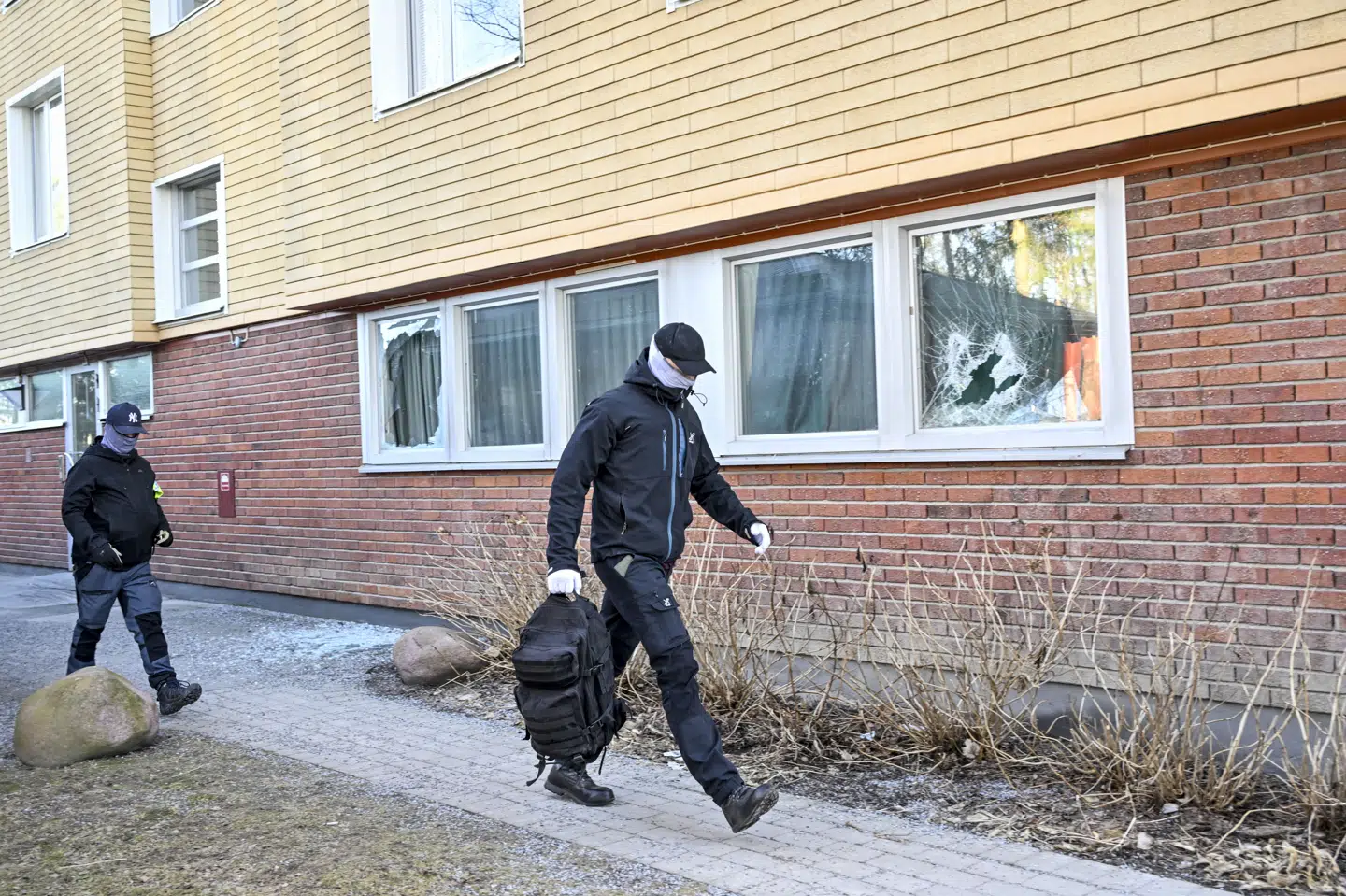 Fire personer torsdag blevet anholdt - de er blandt andet mistænkt for forberedelse af terror.
