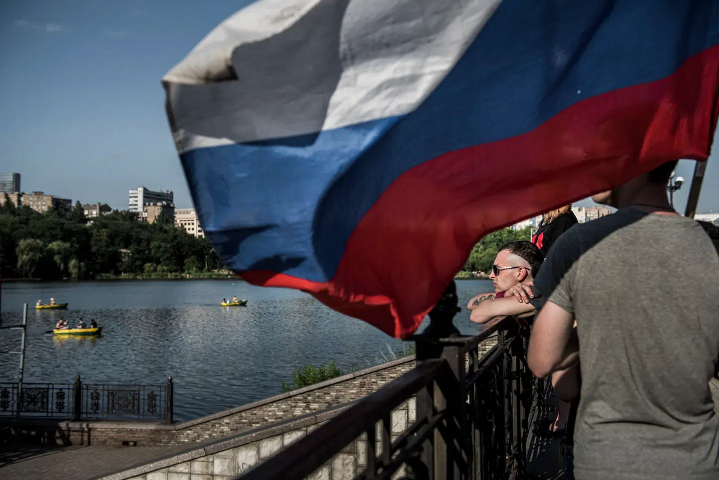 Arkivfoto af byen Donetsk fra 2016. Dele af Ukraine har nu levet under russisk kontrol i mere end ti år, hvor tankerne om Ukraine langsomt forsvinder. Nu er Putins plan at sætte turbo på den proces i de nye regioner, som Rusland har annekteret.