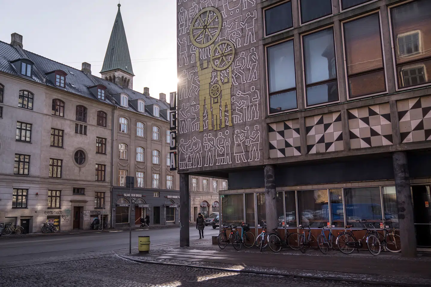 Mette Frederiksen skulle have talt til et Kvinfo-arrangement her ved Vega i anledning af kvindernes internationale kampdag fredag 8. marts, men blev afbrudt af en demonstration. Arkivfoto.