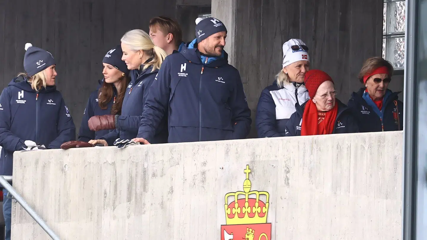 Dronning Margrethe i selskab med medlemmer fra det norske kongehus.