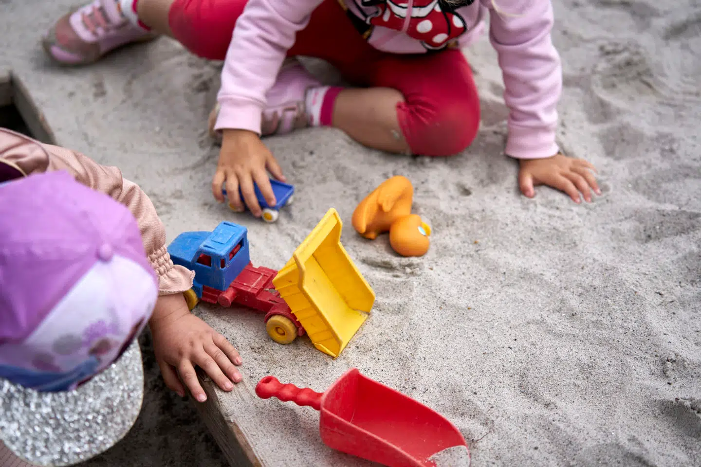 Danske børn er blevet en mangelvare i sådan en grad, at Danmarks befolkning vil være halveret i år 2100, hvis udviklingen fortsætter