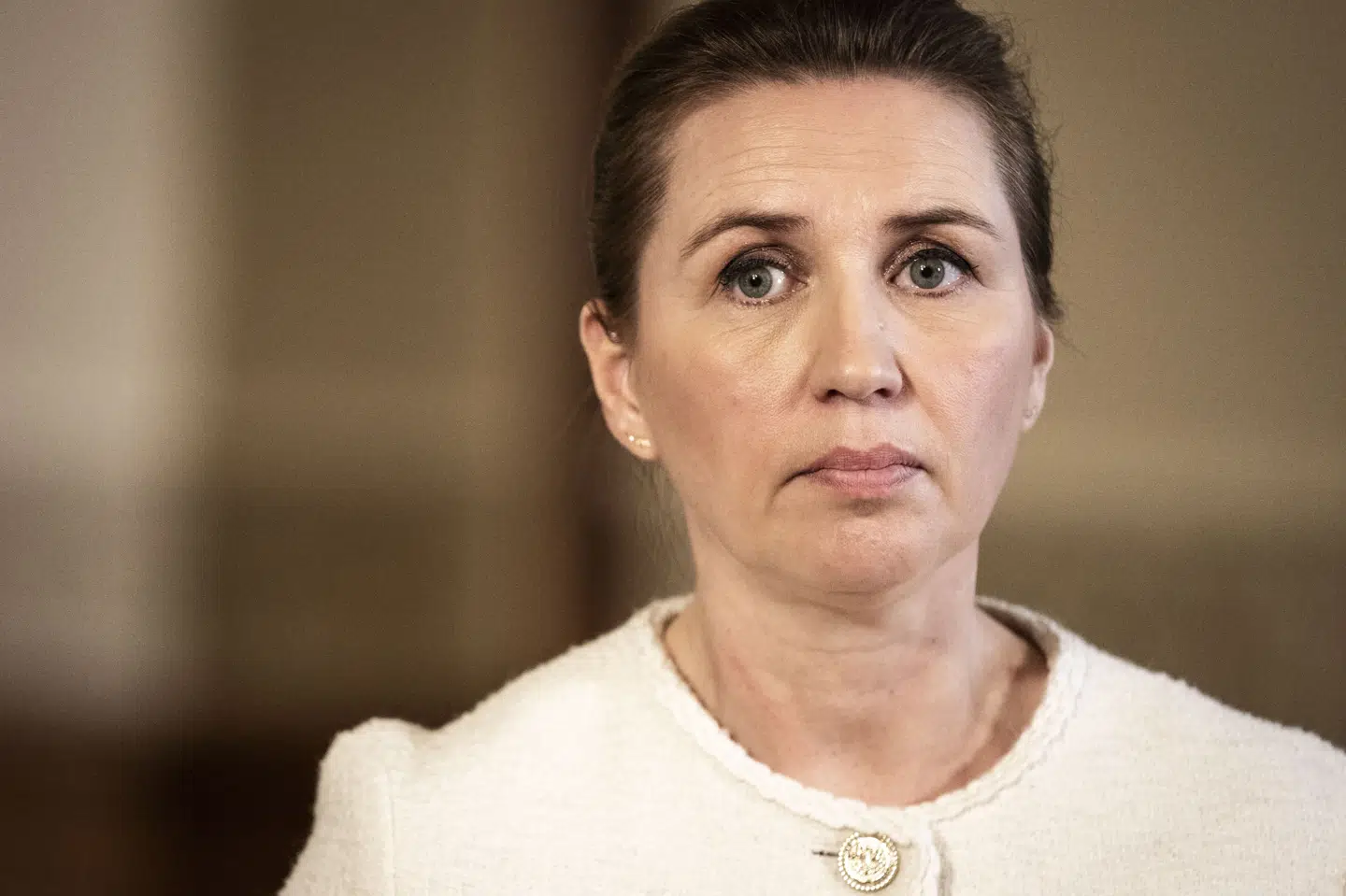 - Derfor vil jeg i dag kraftigt opfordre til en humanitær våbenhvile, skriver Mette Frederiksen i en skriftlig kommentar til Ritzau.