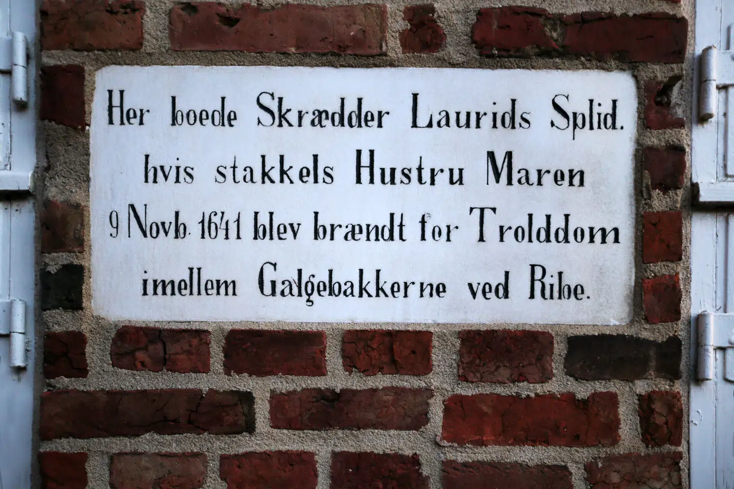 Mindeplade på huset i Sønderportsgade 3 i Ribe. Foto: Morten Langkilde, Scanpix