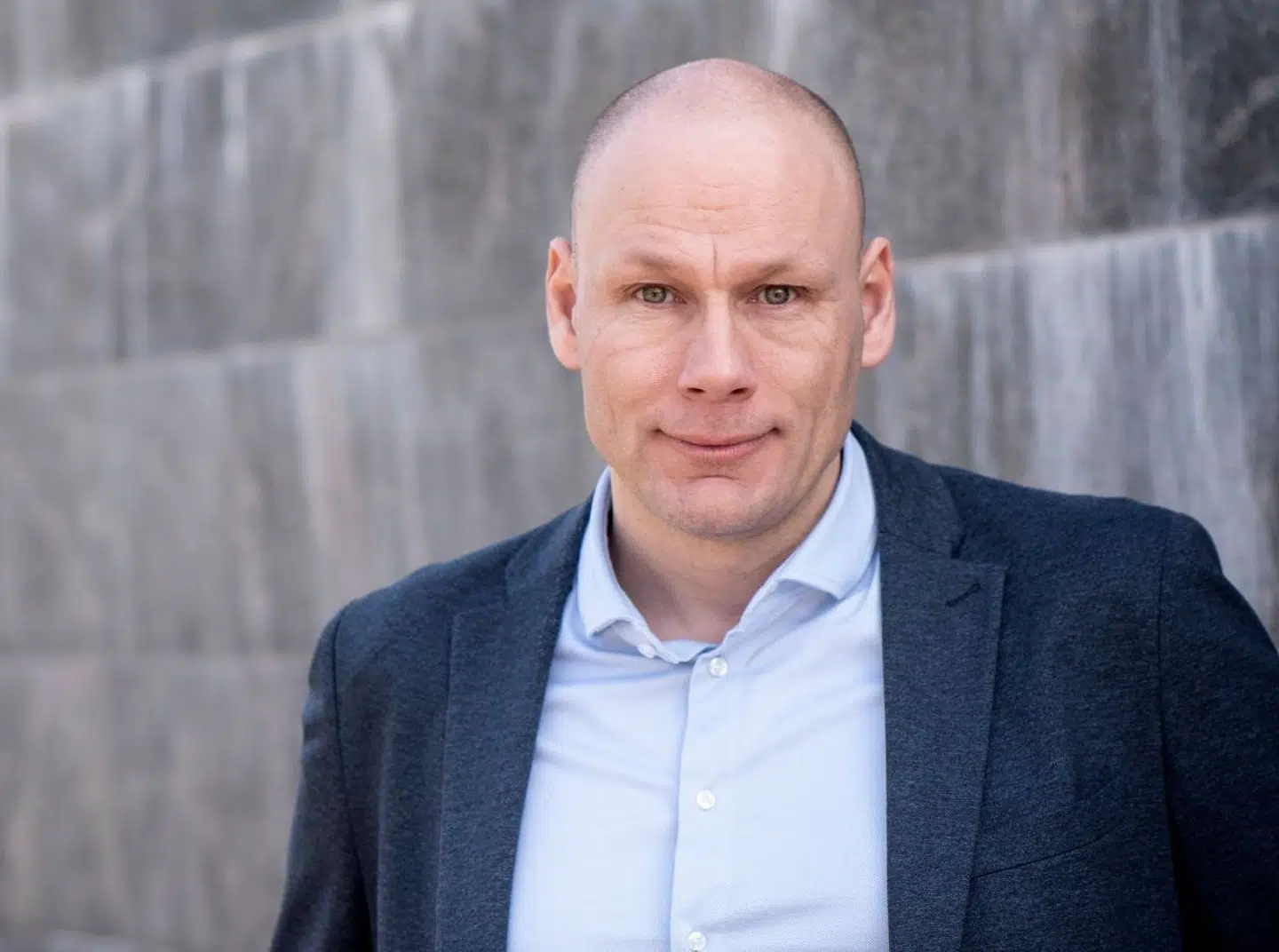 Formanden for soldaternes fagforening HKKF Tom Block mener, at der skal lønkroner på bordet, hvis en brigade på 6000 mand skal realiseres.