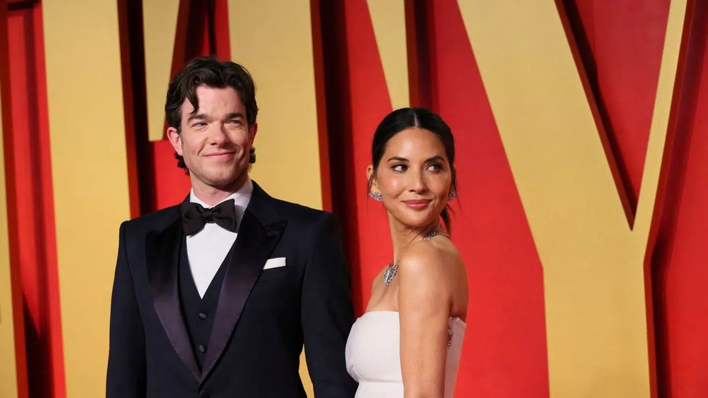 Olivia Munn og John Mulaney til Vanity Fairs Oscar-efterfest.