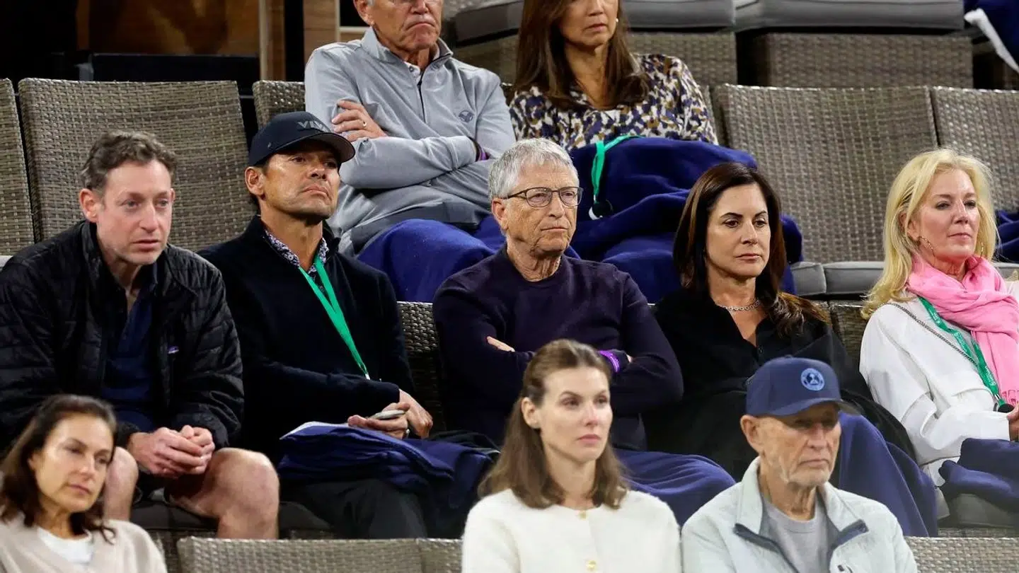 Bill Gates har været på lægterne til en række kampe i Indian Wells – her under Carlos Alcaraz' sejr over Matteo Arnaldi.