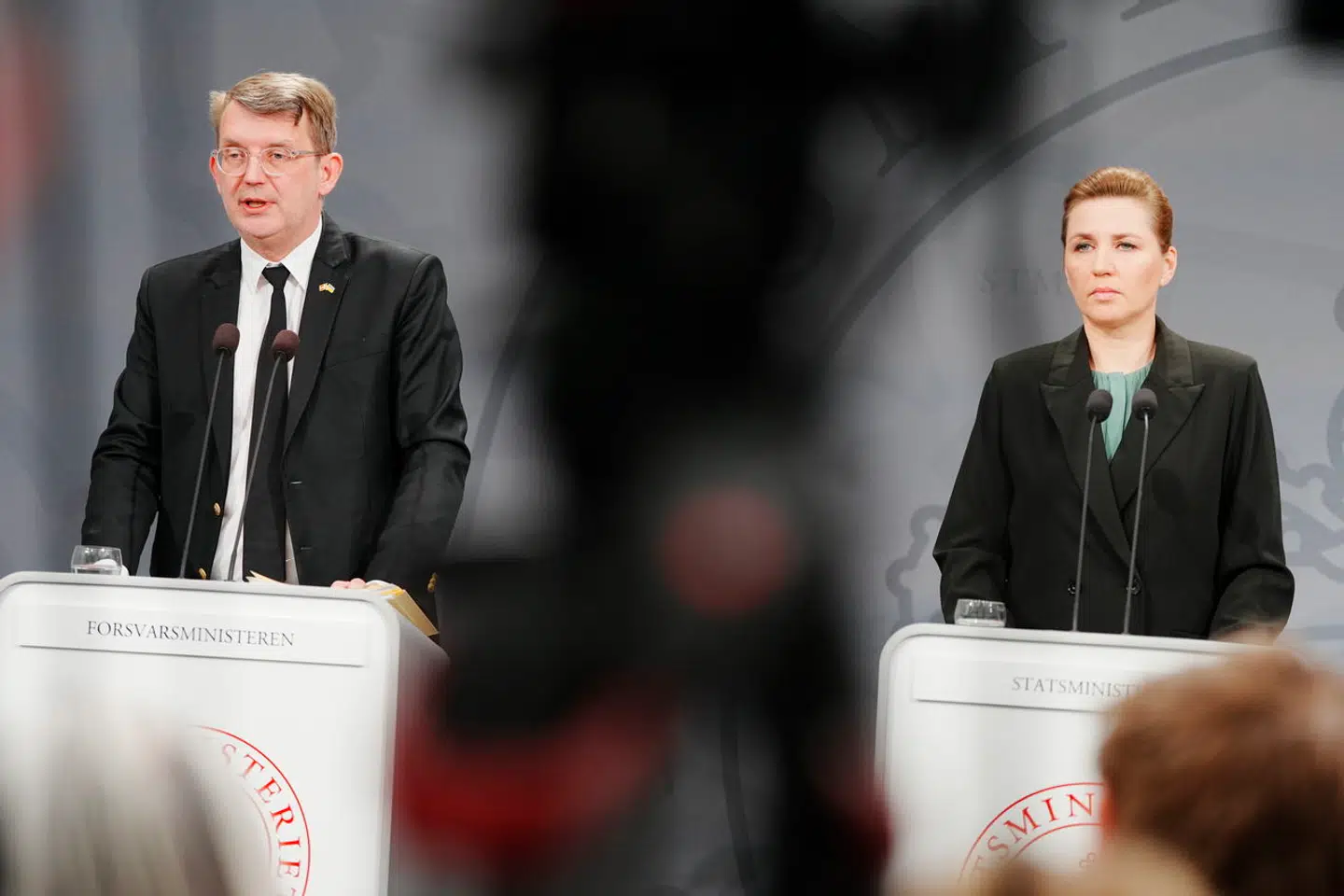 Hvis målet for Venstre er at vinde stemmer tilbage, står partiet med en god mulighed: At forlade regeringen i sagen om landbrugets CO2-udledning. Sådan lyder det fra professor og valgforsker Kasper Møller Hansen.