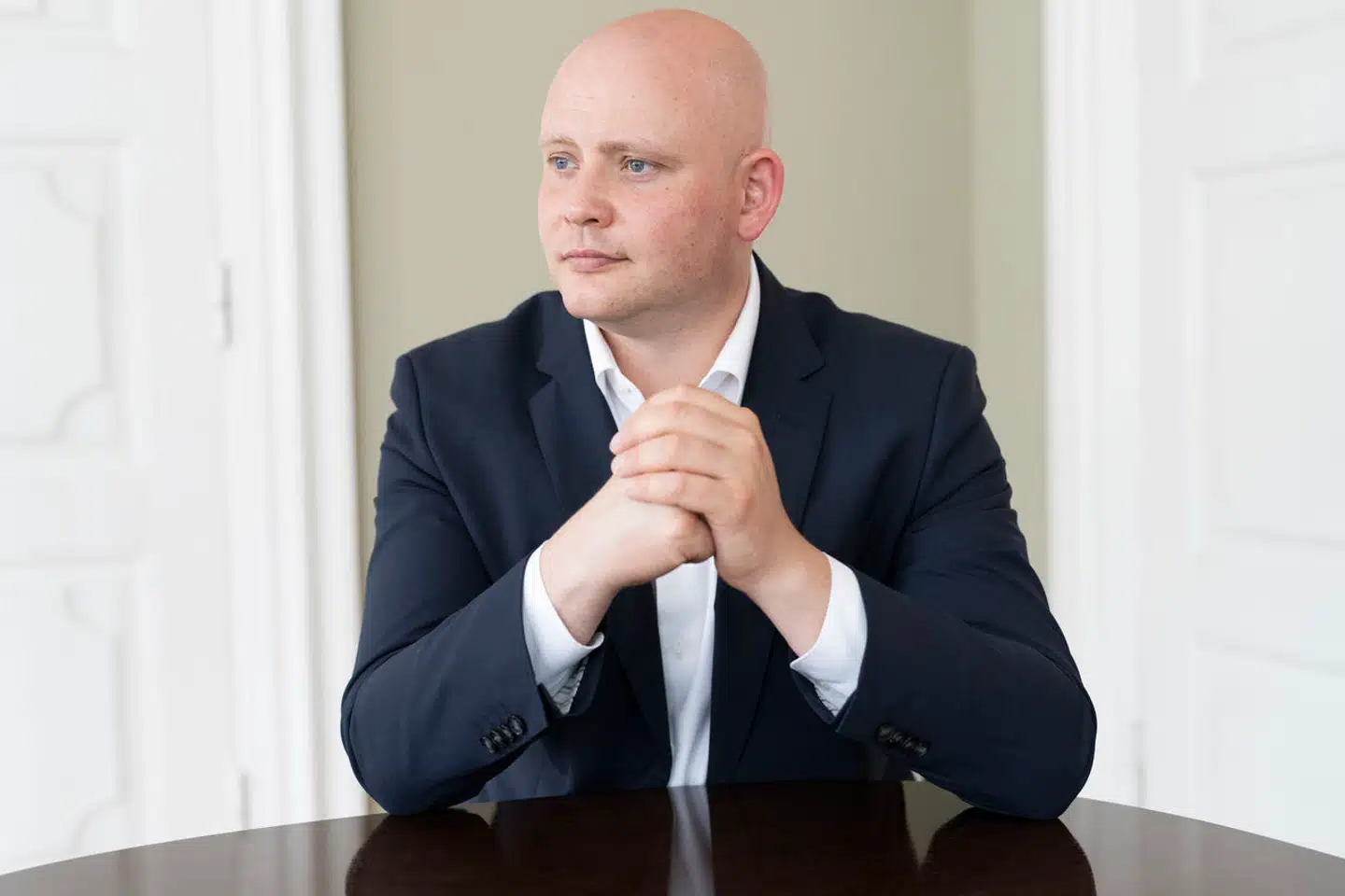 Kulturminister Jakob-Engel Schmidt (M) mener, at det er et forkert signal at sende, når russiske atleter deltager i sportsbegivenheder på dansk grund.