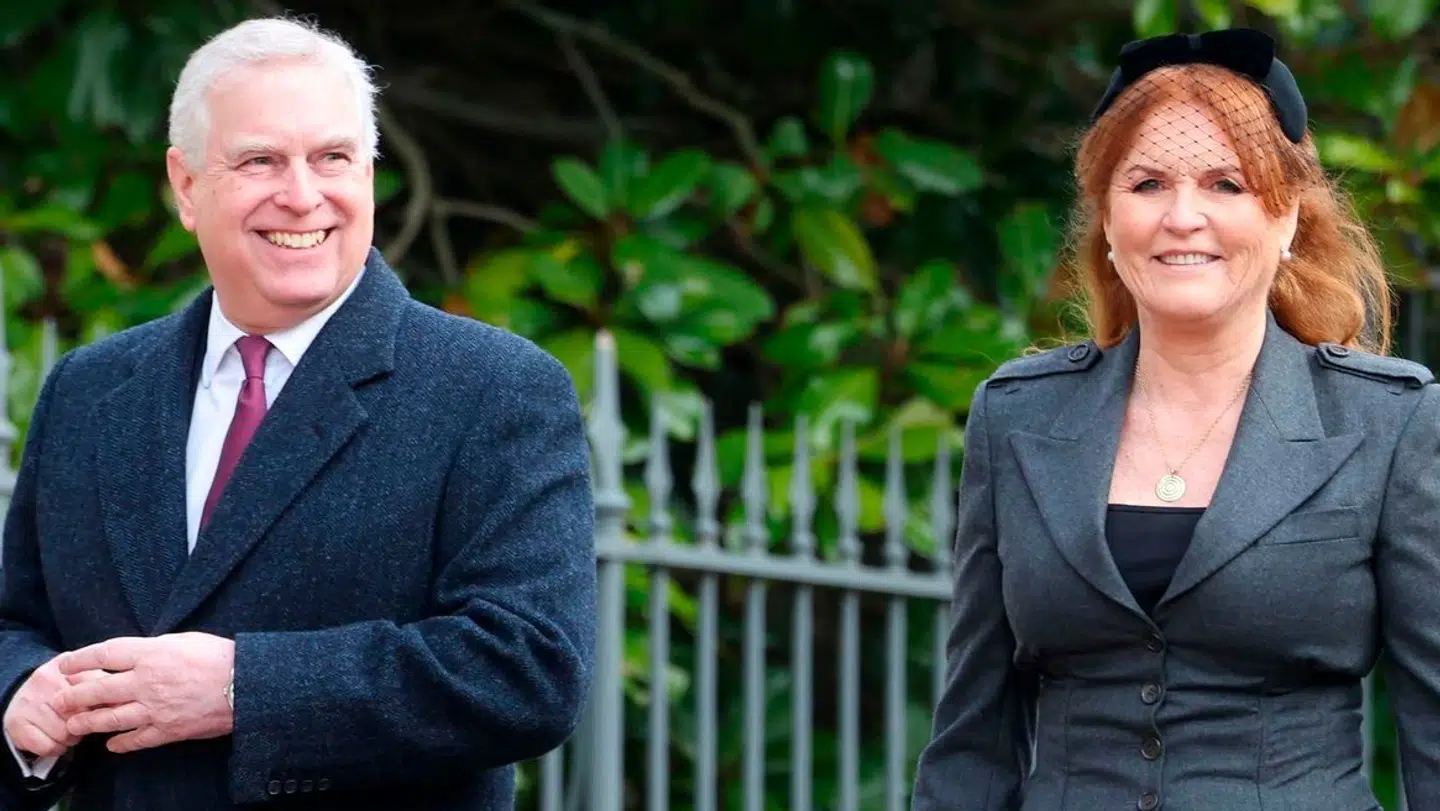 Prins Andrew blev for nylig set smilende ved ekskong Konstantins mindehøjtidghed.