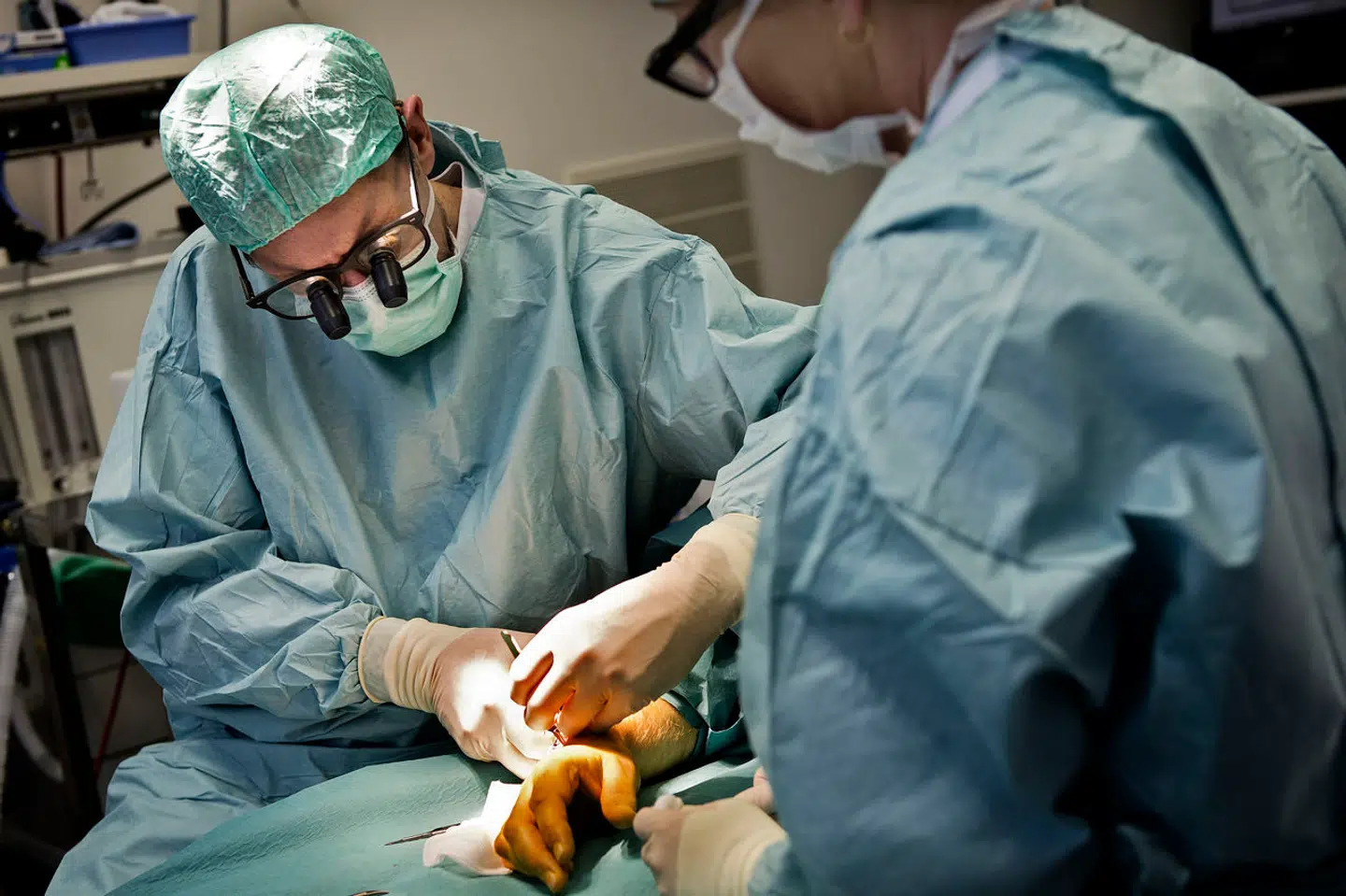 Privathospitalerne er kommet til at spille en større rolle i det samlede sundhedsvæsen, i vid udstrækning drevet af en behandlingsgaranti, som der er stærke meninger om.