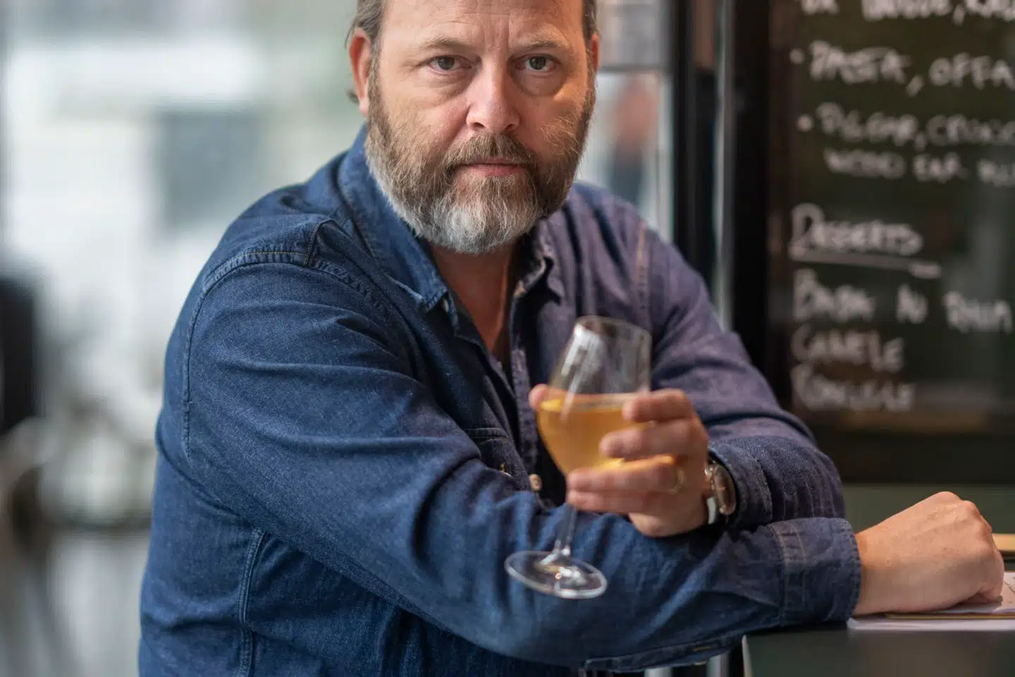 Søren Jacobsen Damm, Berlingskes gastronomiredaktør, har i denne uge en opsang til både et satanisk låg og folk, der åbenbart er født i et S-tog,