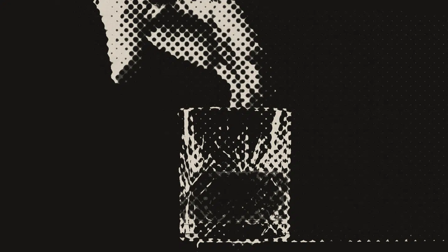 »Det er helt banalt, at når du har tømmermand, så skal du kurere dem med mere alkohol. Men det er jo vejen til misbruget,« siger Mette om sin trediveårige løgn.