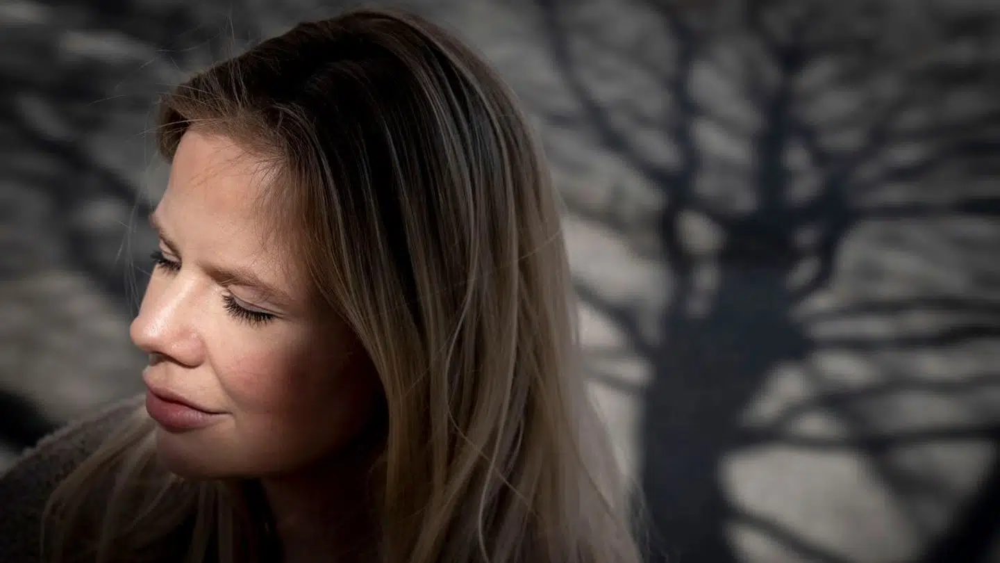 Skuespiller og iværksætter Julie Zangenberg har fået fjernet sine bryster.