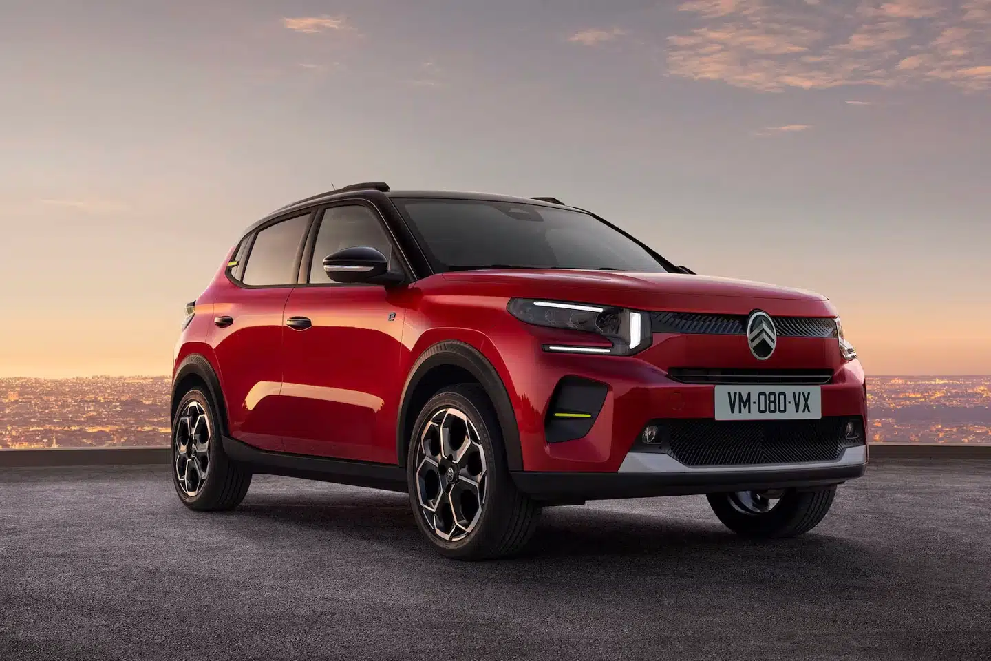 En ny elbil lander i efteråret 2024. Det er den billigste hidtil, og den kan blive en tung spiller på markedet. En forbrugerøkonom guider til, hvad man skal holde øje med, hvis man vælger en billig elbil?