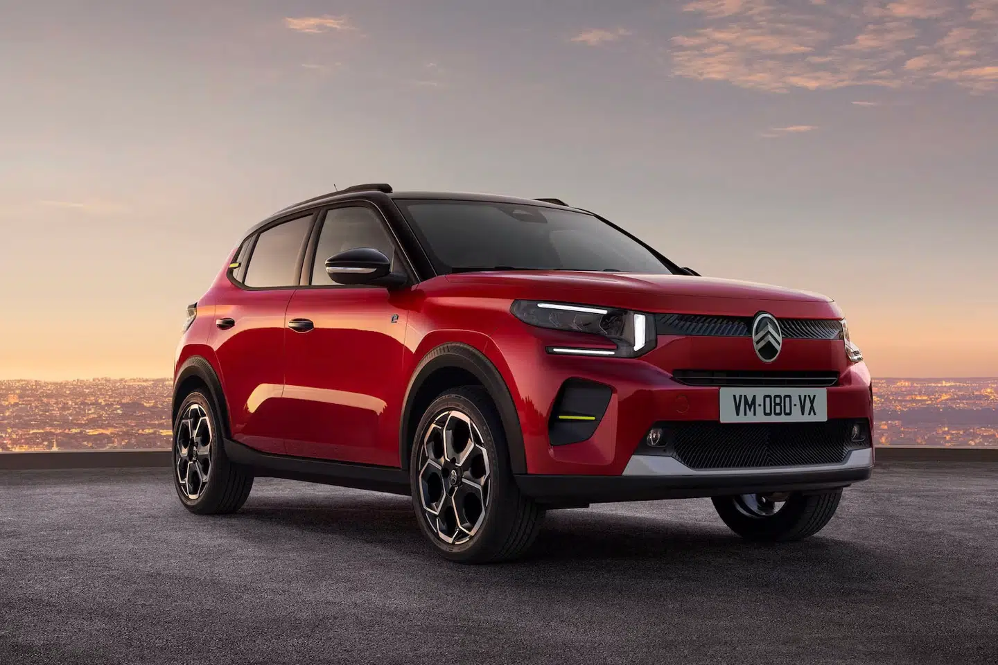 En ny elbil lander i efteråret 2024. Det er den billigste hidtil, og den kan blive en tung spiller på markedet. En forbrugerøkonom guider til, hvad man skal holde øje med, hvis man vælger en billig elbil?