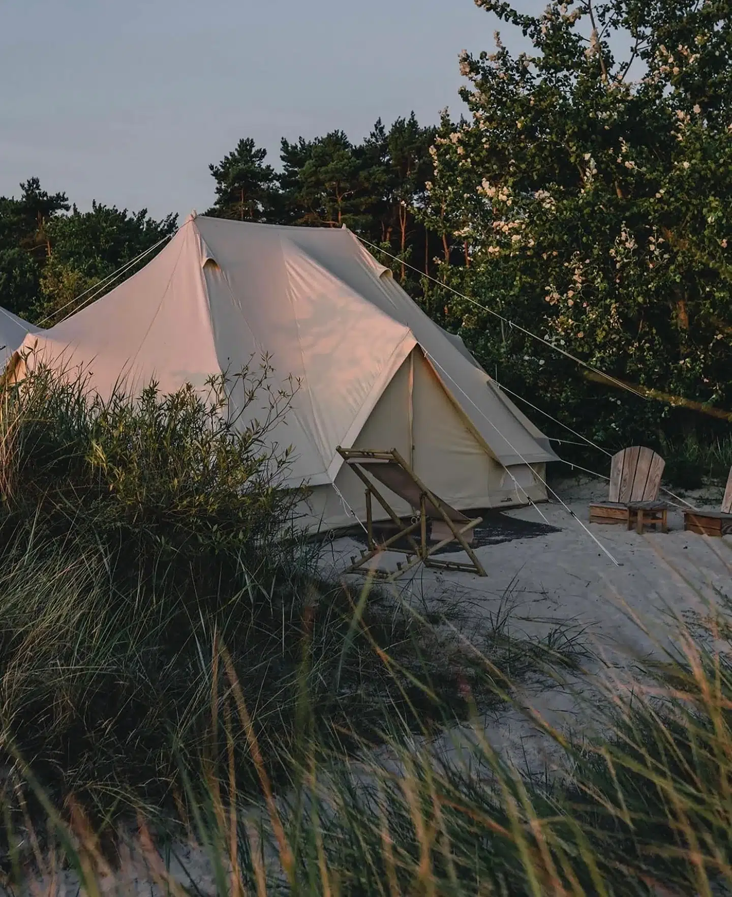 Kadeau bliver partnere med Eco Beach Camp på Bornholm