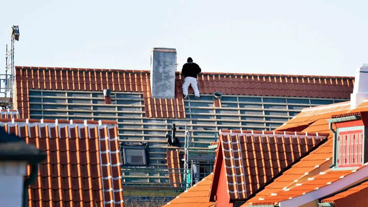 Prisstigninger på huse giver mulighed for at låne til nyt tag.