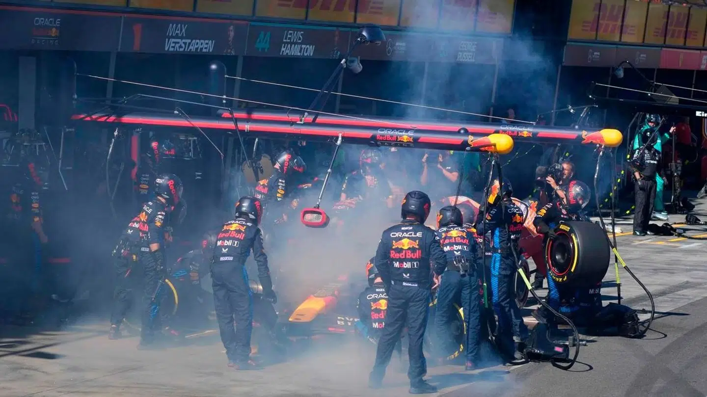 Verstappens løb gik op i røg.