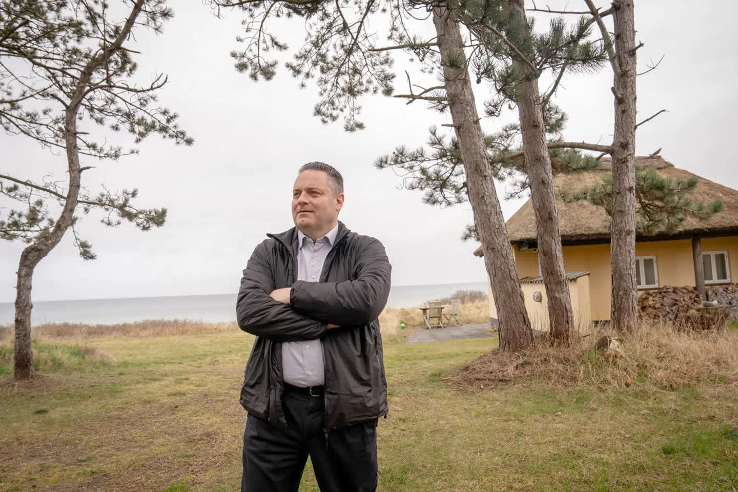 Det er især nyere sommerhuse af »en vis kvalitet«, som udenlandske købere efterspørger, erfarer Nybolig-indehaveren Mikkel Henriksen, der har været ejendomsmægler i 28 år.