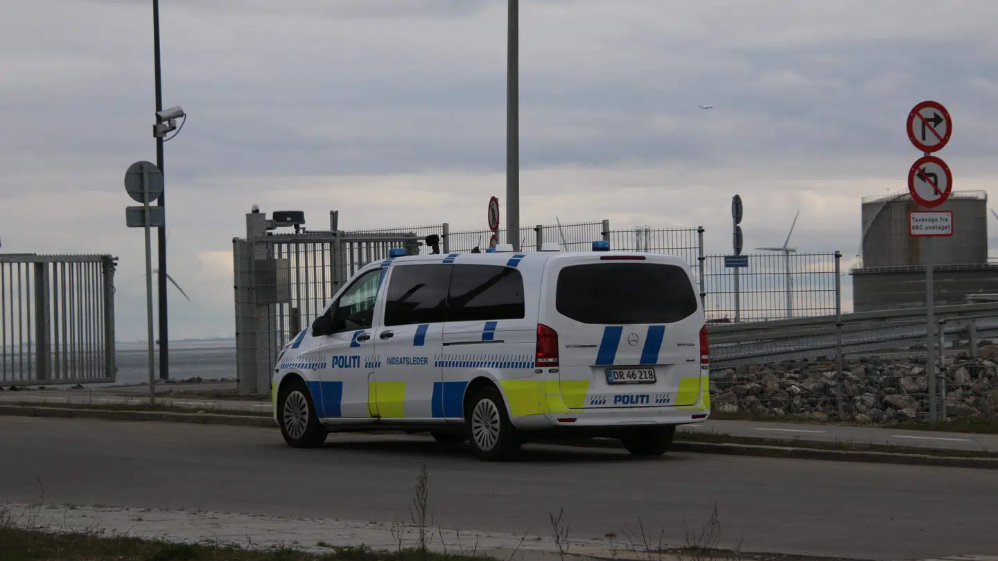 De to mænd faldt ned fra ti meters højde.