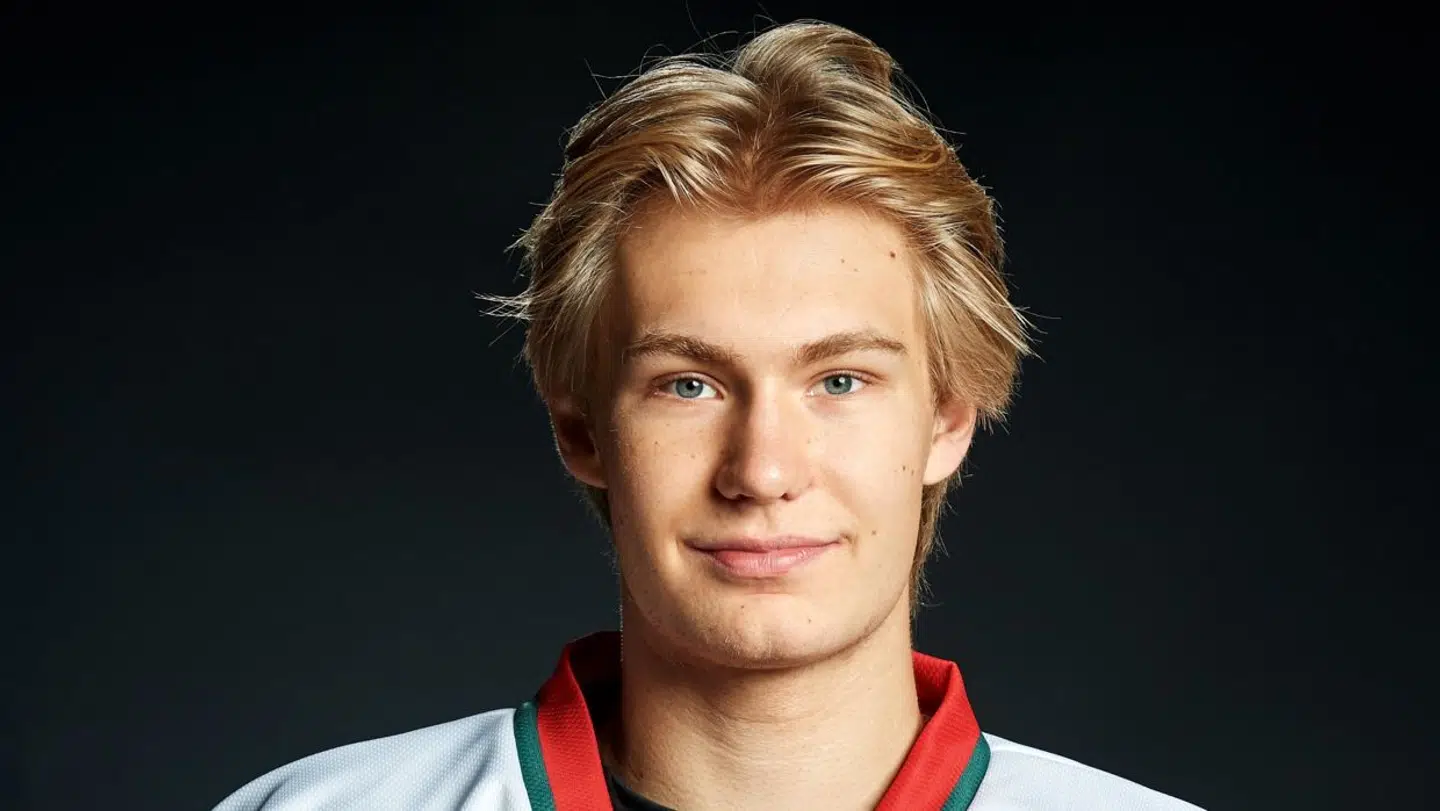 Odense-spilleren Lucas Bjerre Rasmussen blev slået bevidstløs under en ishockeykamp mellem Odense og Frederikshavn i september.