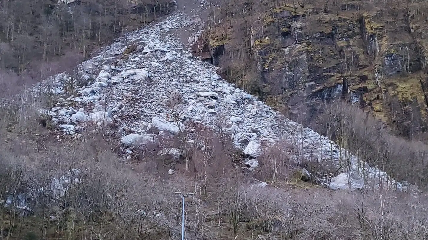 Stenskredet var så voldsomt, at lokale vågnede af det.