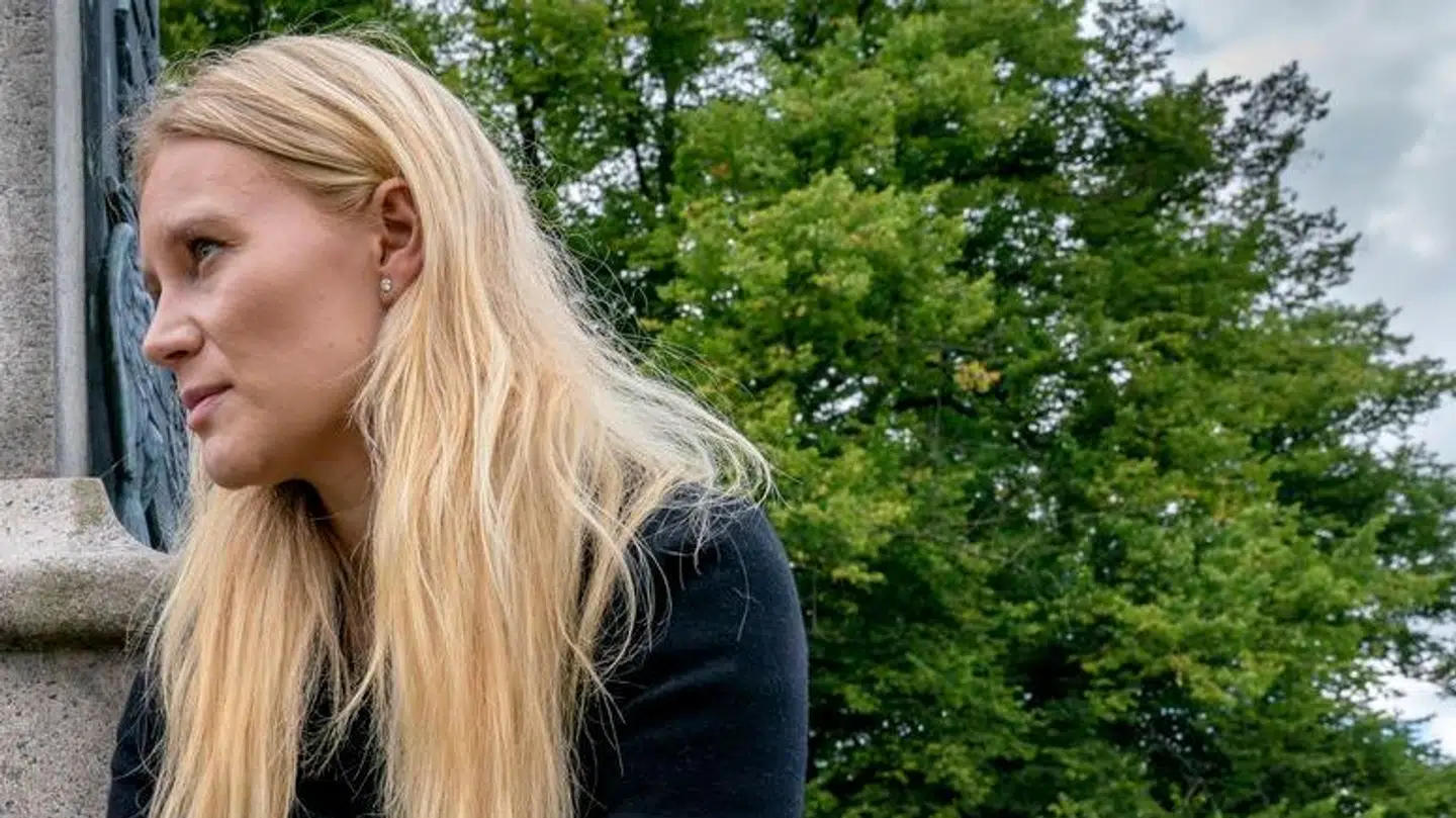 Realitystjernen og hendes ekskærestes strid om en lejlighed og flere tusindvis af kroner er nu blevet afgjort.