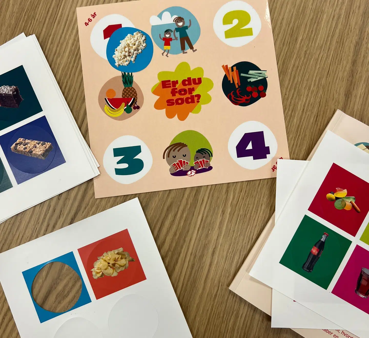 Sådan så det materiale, Gunilla Palsholts søn fik udleveret hos sundhedsplejersken. Det er nu kasseret i den nye udgave af 'Er du for sød'-projektet.