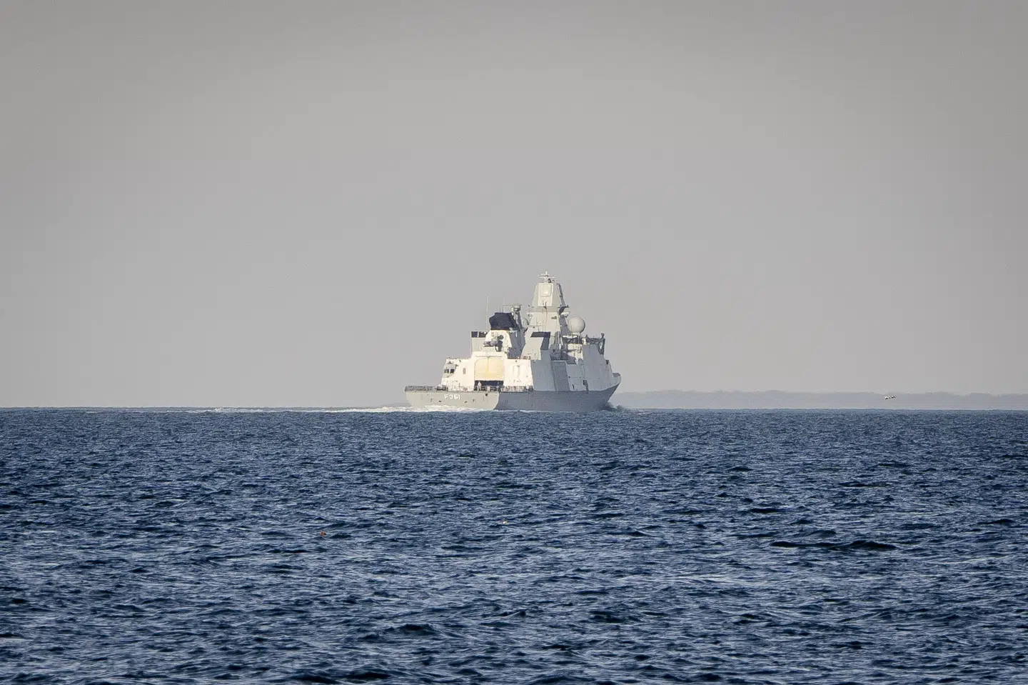 Det er ikke alle beretninger om fejl på Iver Huitfeldt, der er korrekte, mener Søværnet.