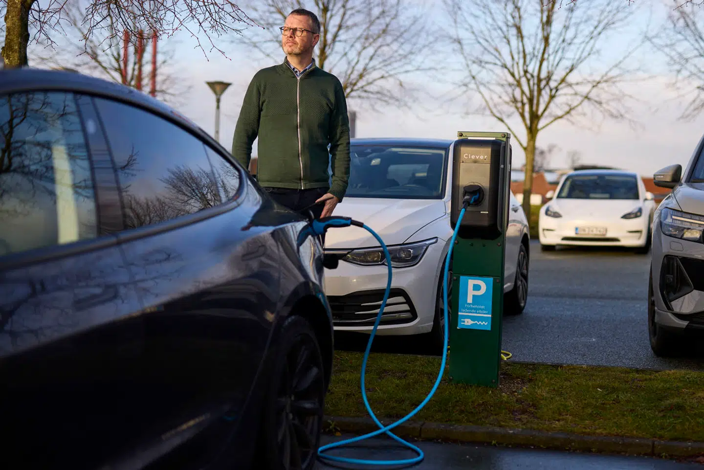 Markedsanalytiker Jan Lang fra Schibsted, der står bag Bilbasen, ville ikke betænke sig på at lease en bil. Danskerne leaser især flere elbiler i øjeblikket.