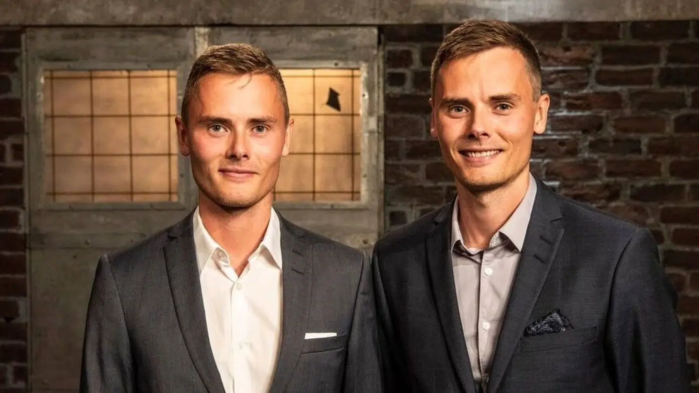 Kasper og Mikkel Dissing er stiftere og direktører i Ditur.dk, som i femte sæson af 'Løvens hule' fik investorerne Jesper Buch og Jacob Risgaard med ombord. Foto: DR