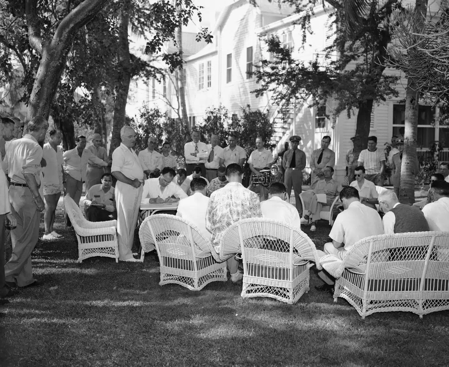 Truman i haven ved Little White House i 1949. Foto: Byron Rollins, AP