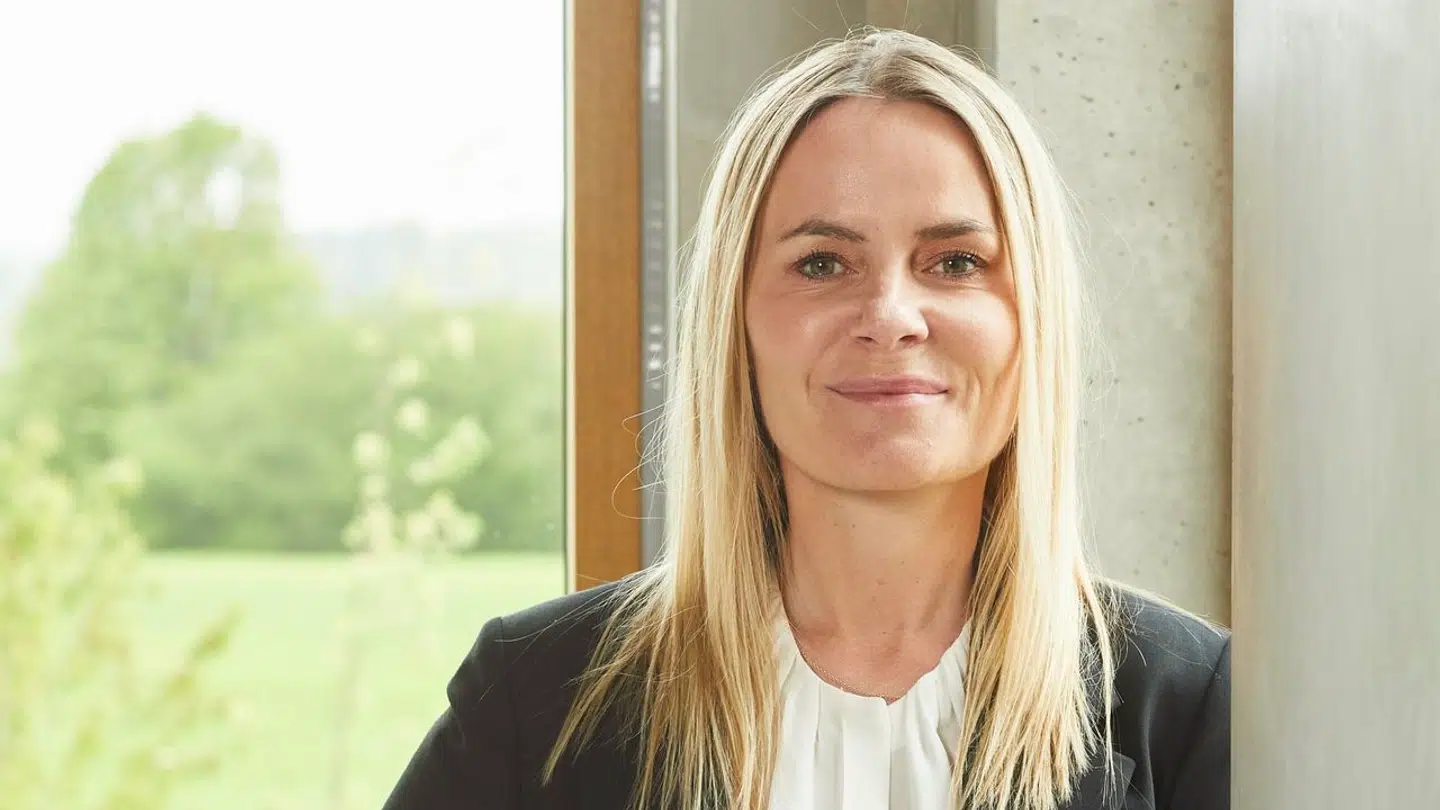 Bettina Antitsch Mortensen har i dag en formue på 2,1 milliarder.