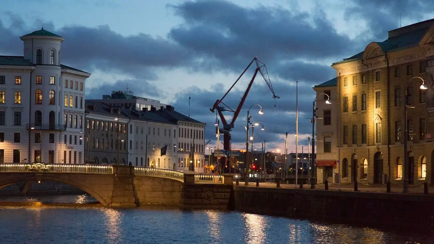 Arkivfoto af en havnekanal i Göteborg.
