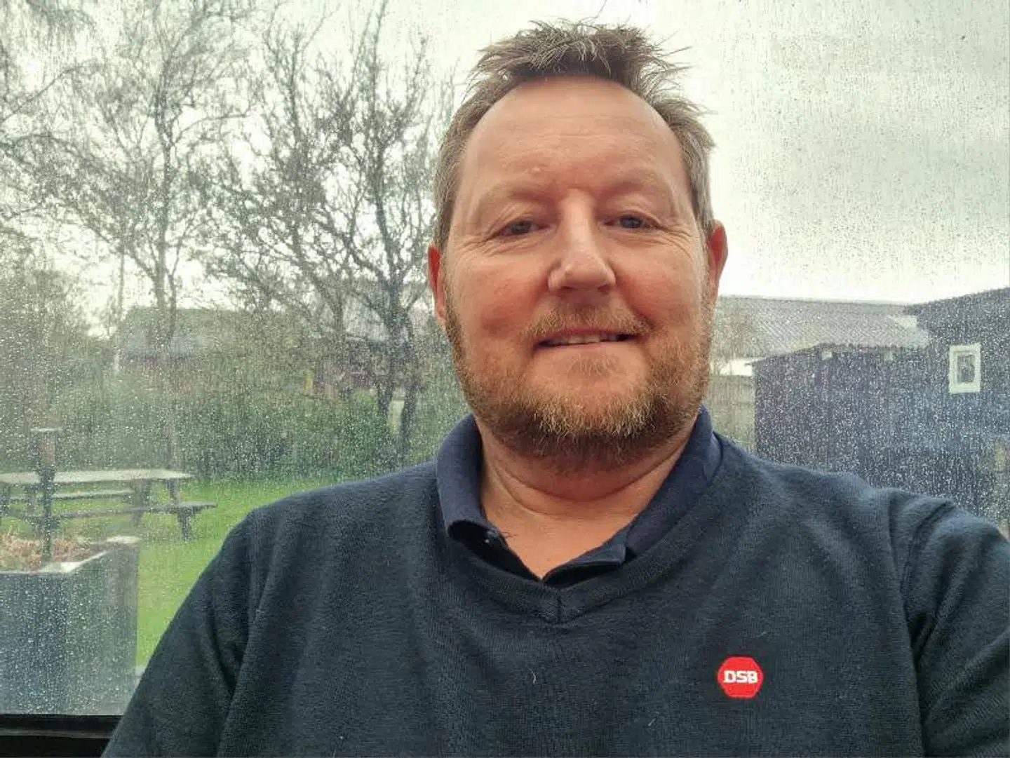 Her ses Hans Puggaard, der var lokofører på DSB-toget, som i påsken blev ramt af en kastet sten