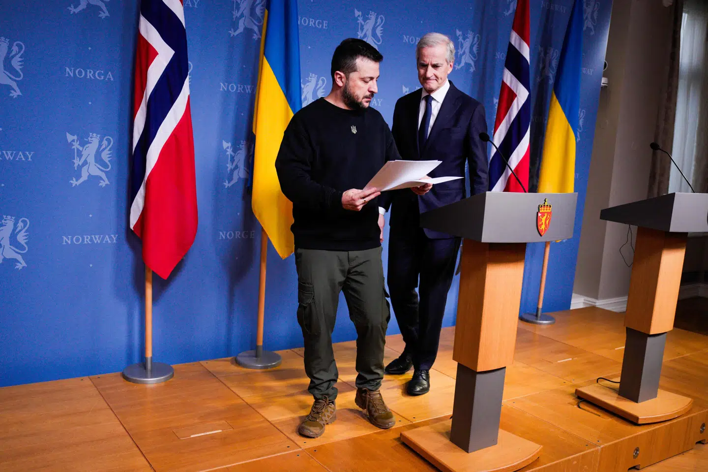 Norges statsminister, Jonas Gahr Støre, mødtes med Ukraines præsident, Volodymyr Zelenskyj, tilbage i december 2023. (Arkivfoto).