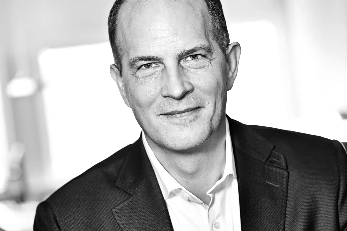 Søren Stensdal stiftede som 24-årig sit firma Stensdal Group, der nu har gjort ham til mangemillionær.