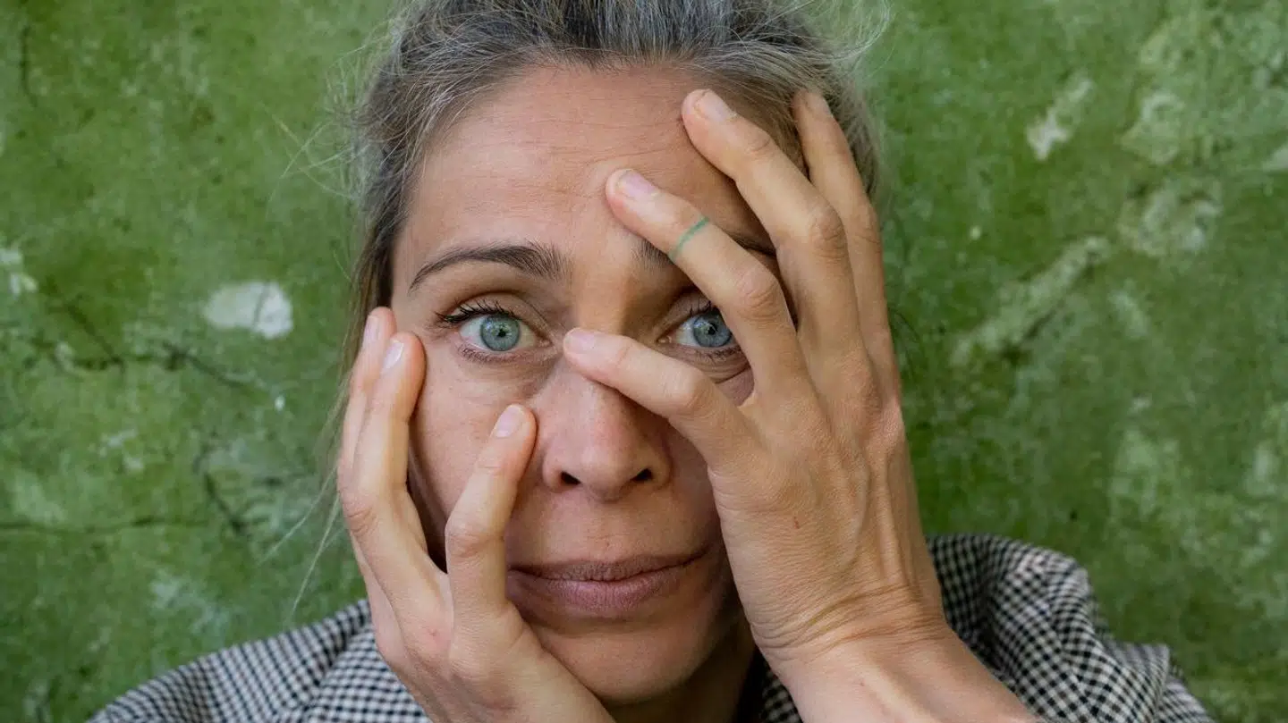 Skriftestolen: Laura Drasbæk Skuespilleren Laura Drasbæk, er aktuel i den nye sæson af krimiserien Sommerdahl på TV 2 Play og TV 2 Charlie.